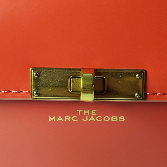 Marc Jacobs Downtown Shoulder Bag - Picture 2 of 7